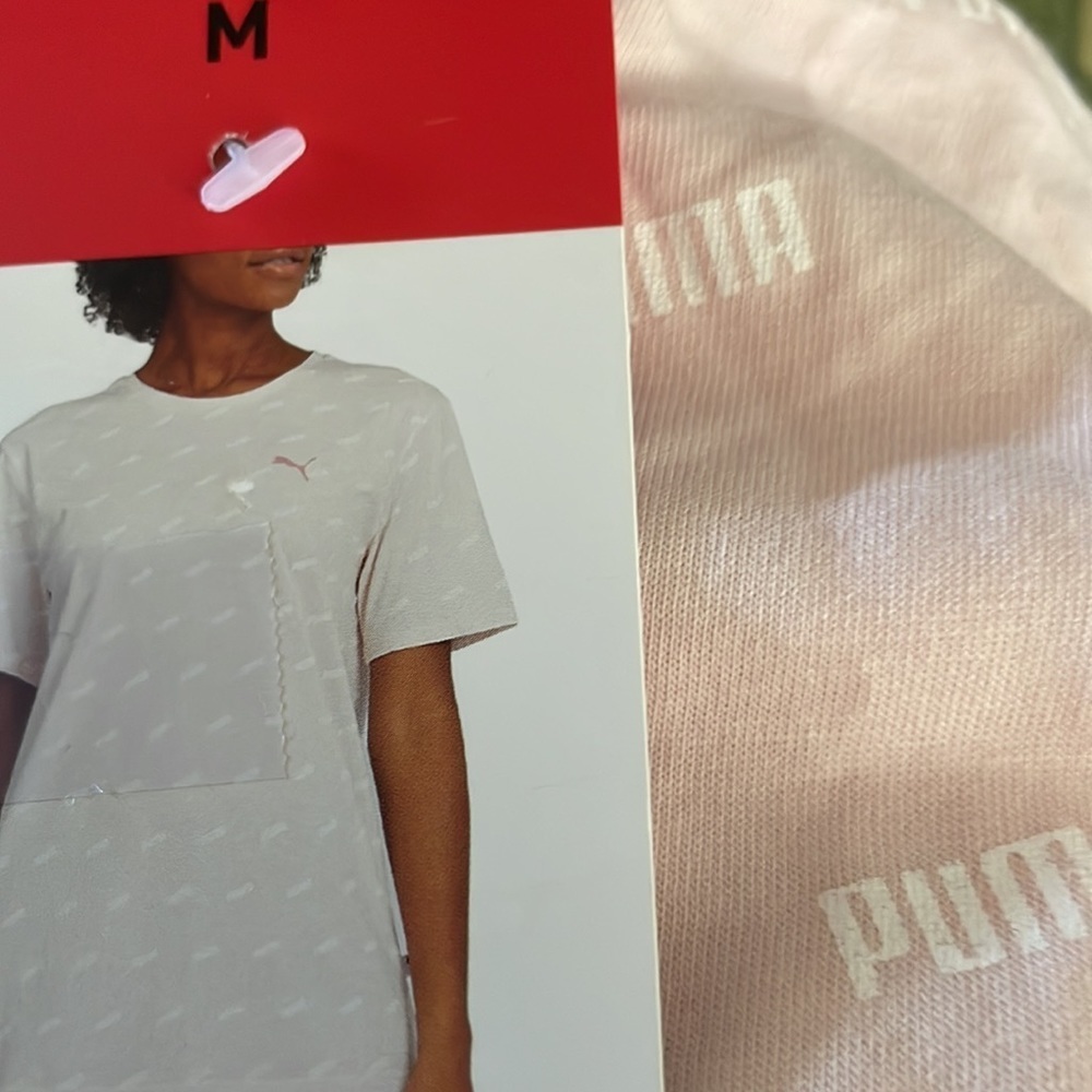 - Woman’s puma tee - Picture 2 of 3